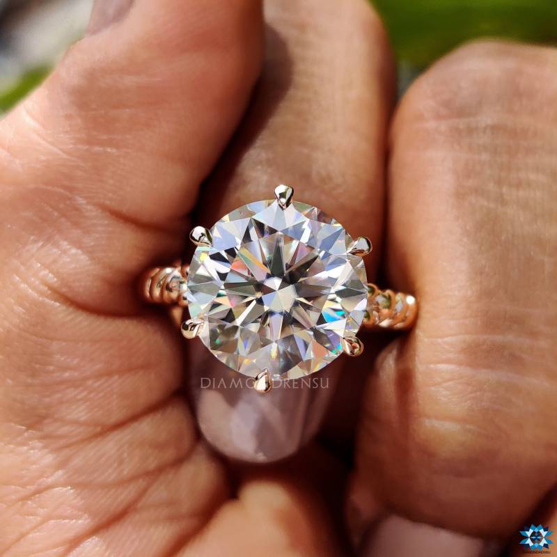 Solitär-Verlobungsring Mit Seil-Designband, 6, 74 Ct Runder Moissanit-Solitärring, Ehering Für Sie, Twisted-Band-Versprechensring von diamondrensu