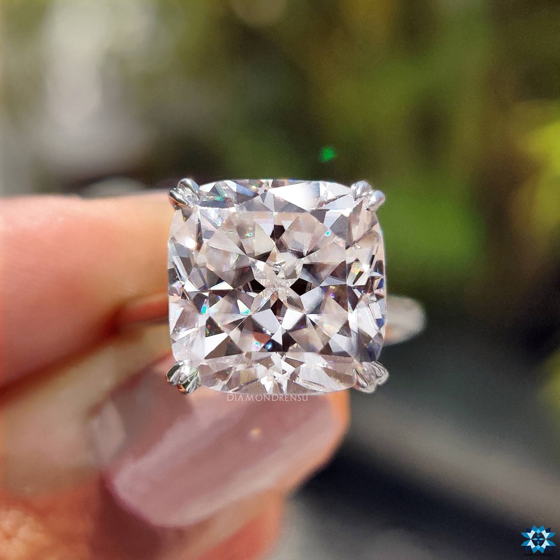 Versteckter Halo Verlobungsring, 6.65 Ct Kissen Rensu Cut Moissanite Ring, Ehering, Vorschlag Ring Für Frauen, Jubiläumsgeschenk von diamondrensu