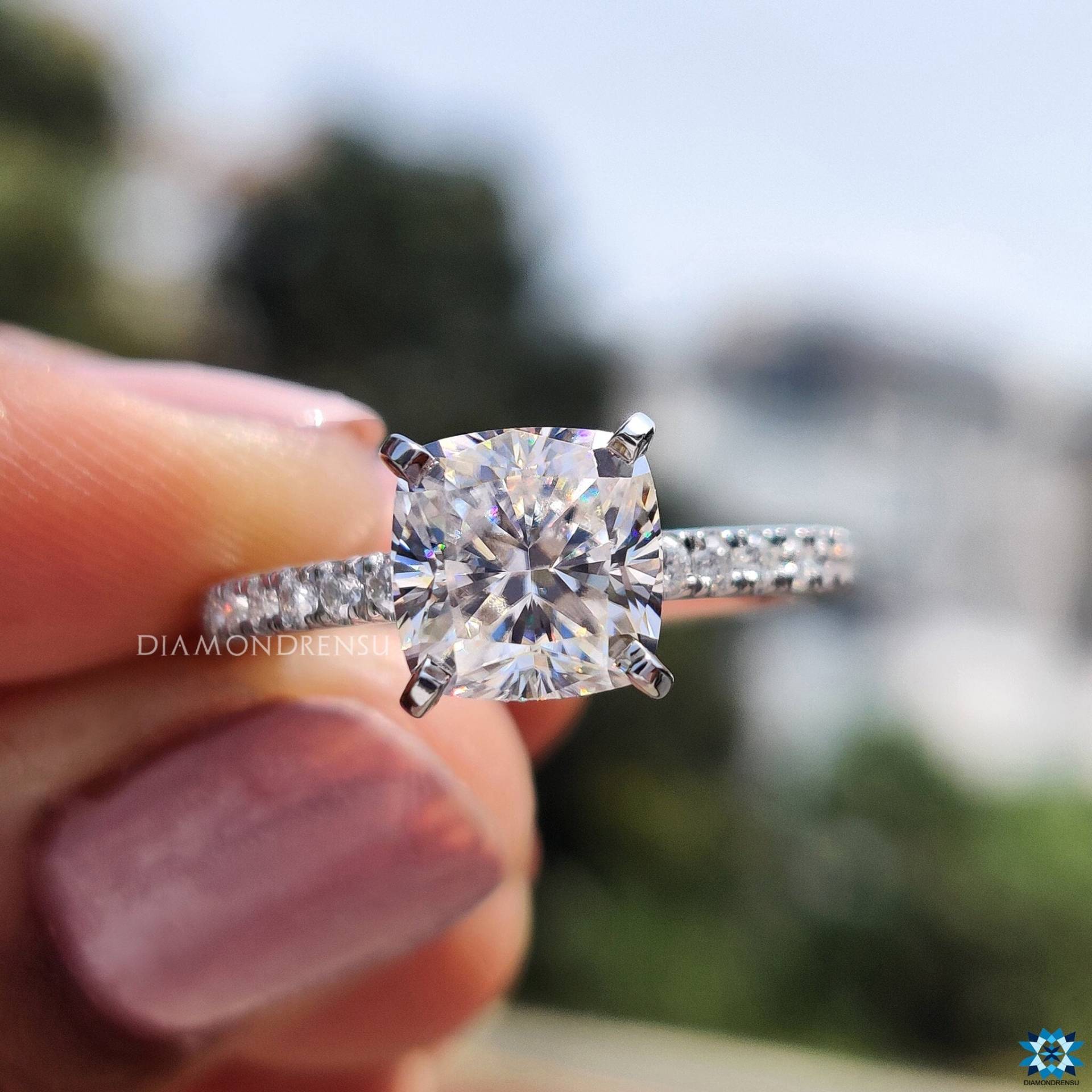 Versteckter Halo Verlobungsring Mit Pave Fassung, 1.75 Kt Kissen Farbloser Moissanit Ring, Ehering, Weißgold 750, Ring Nach Maß von diamondrensu