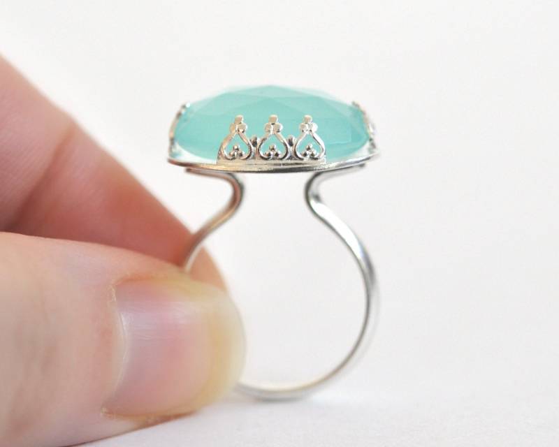 Aqua Chalcedon Ring - Sterling Silber Statement Schmuck Einzigartige Cocktail Blau Edelstein Argentium Oval Rose-Cut von dianafakhoury
