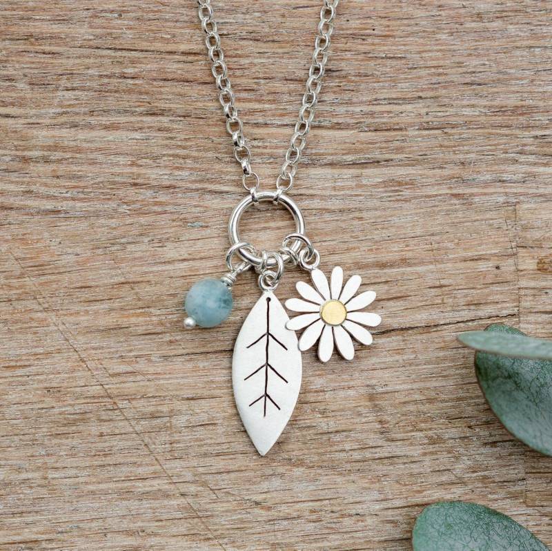 Aster Blüte Und Blatt Charm Halskette von dianagreenwood