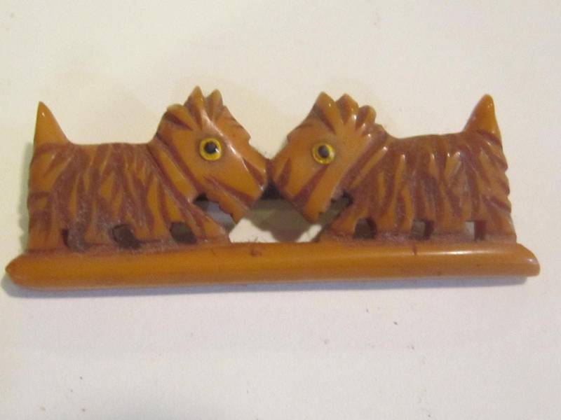 Butterscotch Bakelit Scotty Hund Stift Brooch Intage Bakelite-Pin von diddle47