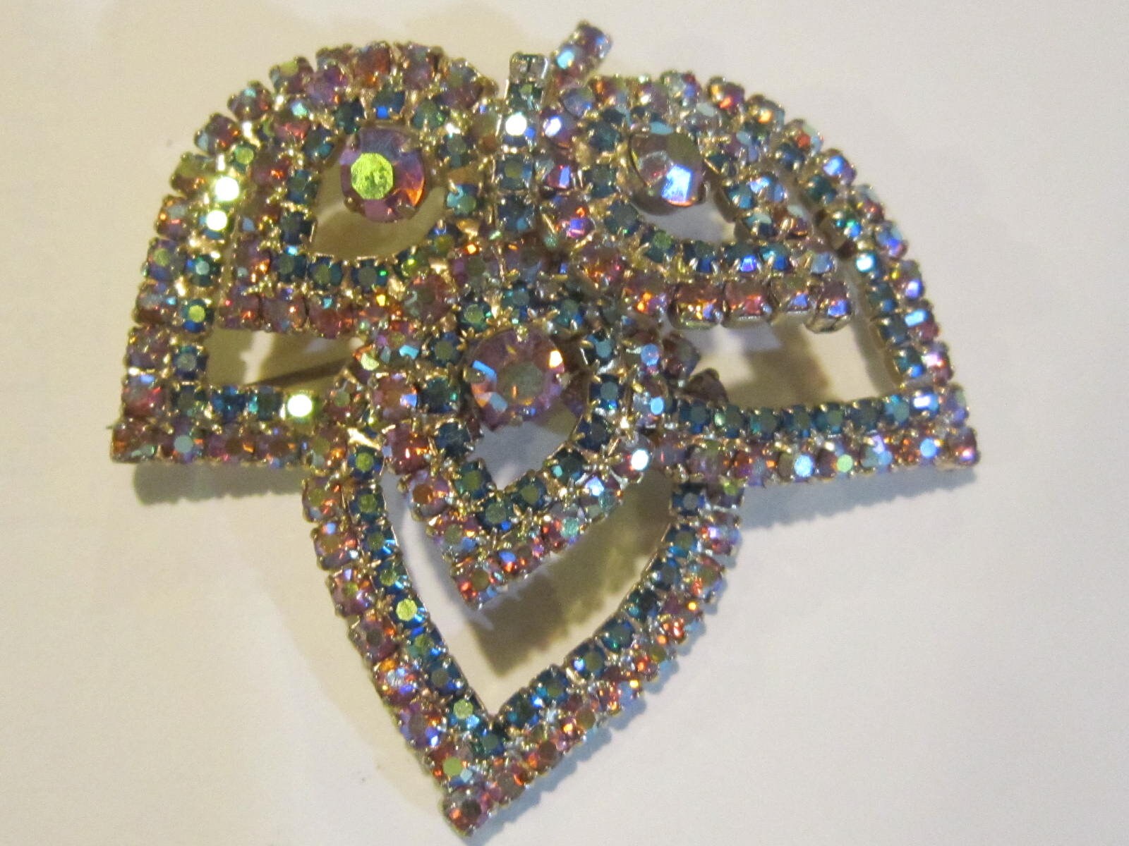 Erstaunliches Ab Strass-Brooch Blatt Drei R4 Vintage Strassstein-Brooch 2 1/2 " von diddle47