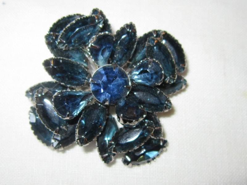 Midnight Blue Strass-Brosche Wunderschöne 2" von diddle47