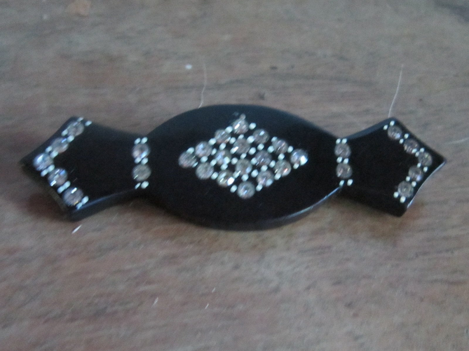 Schwarze Bakelit Und Strass Brosche Vintage 3 1/2" von diddle47