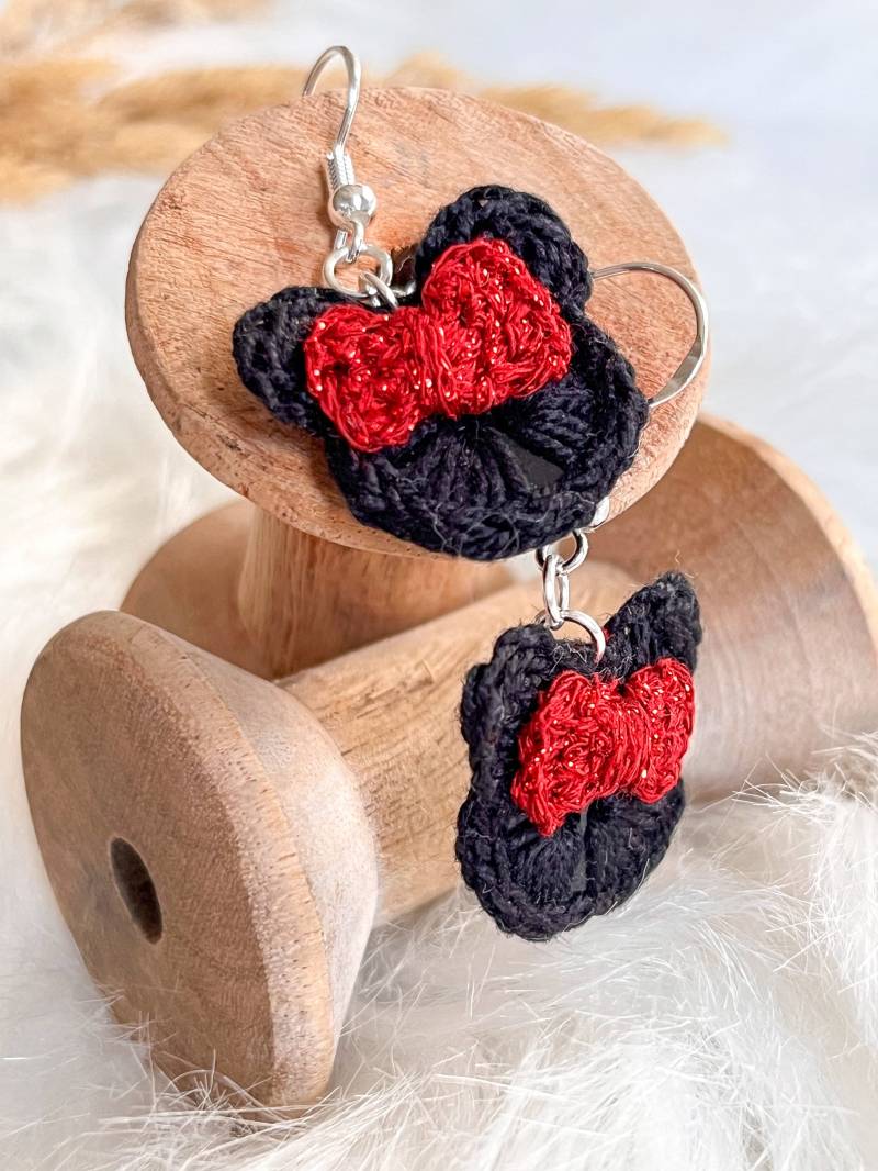 Mickey Maus/Minnie Maus Gehäkelte Ohrringe Mickey Maus/Minnie Maus Gehäkelte Ohrringe von dieMaschenDompteurin