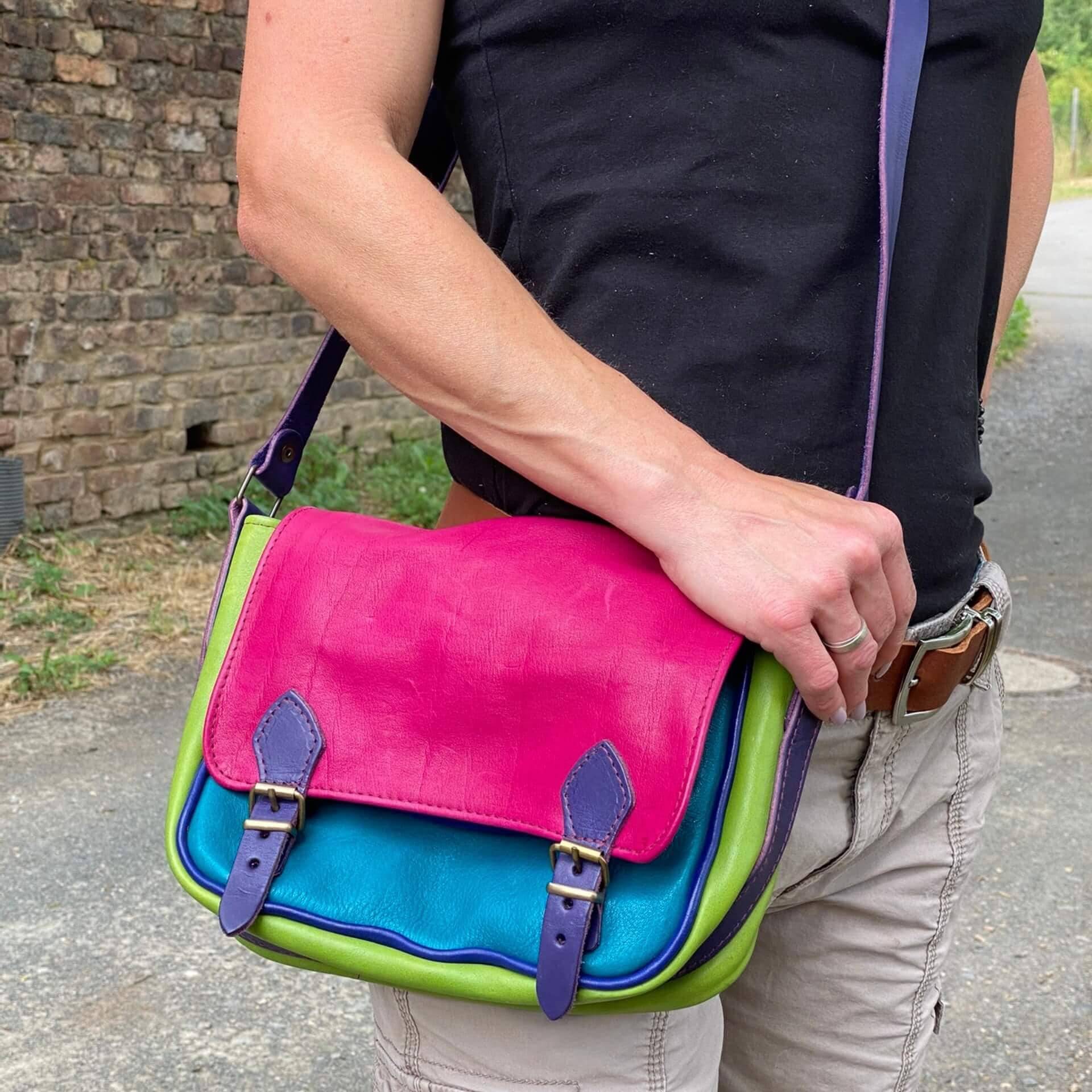 Handgefertigte Umhängetasche | Individuell Konfigurierbare Ledertasche Farbkombination Nach Wunsch Tasche Aus Weichem Naturleder von dielederwerkstatt