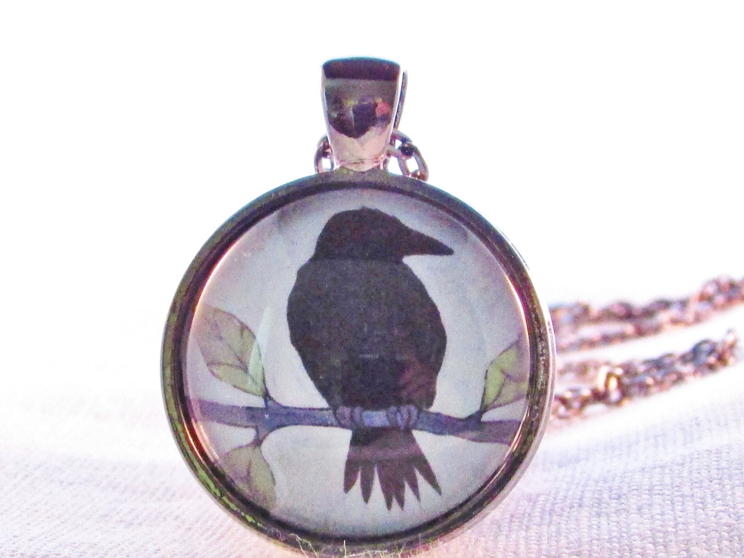 Amsel Rabe Anhänger Halskette Tragbare Kunst Vogel Schmuck Amsel Rabe Anhänger Halskette Tragbare Kunst Vogel Schmuck von digiliodesigns