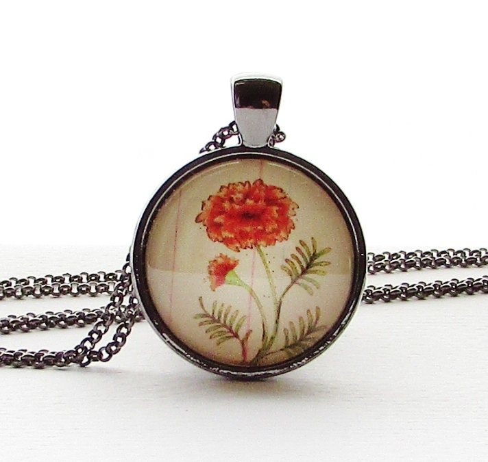 Ringelblumen Anhänger Halskette Oktober Geburtstagsgeschenk Ringelblumen Anhänger Halskette Oktober Geburtstagsgeschenk von digiliodesigns