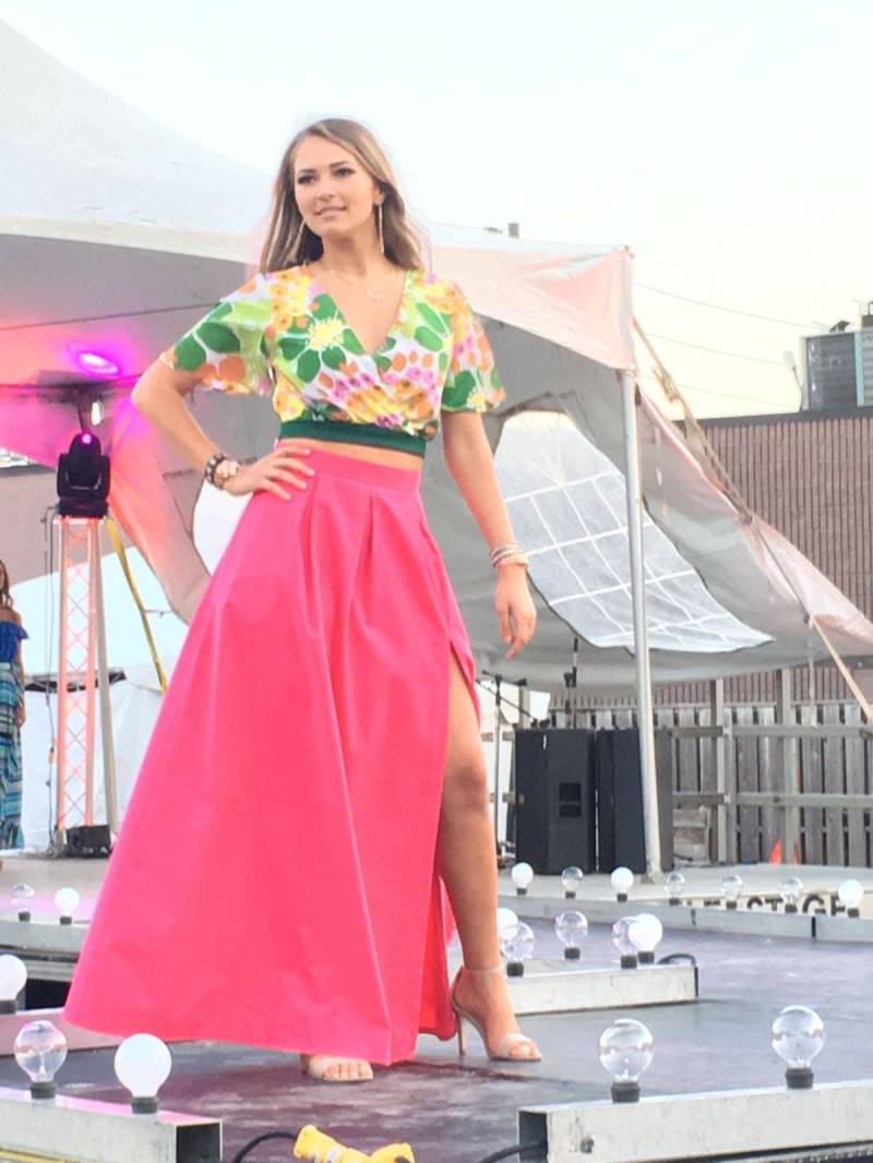 Hot Pink Baumwoll-Maxirock Hoher Schlitz, Kellerfalten, Taschen von dillydaisy