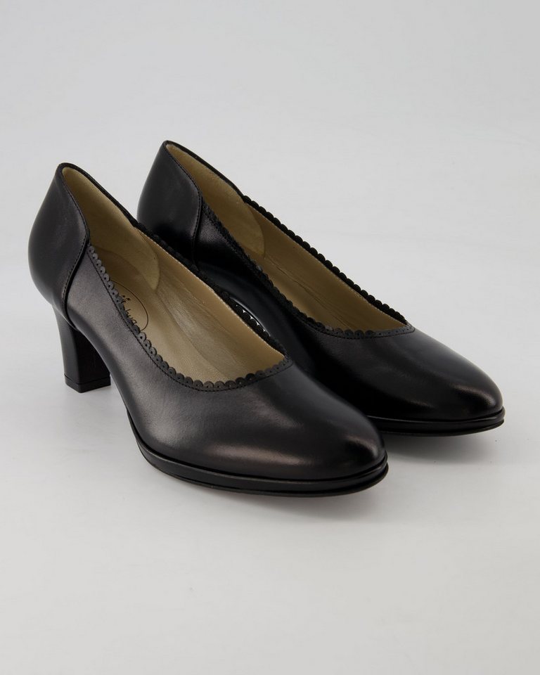 dirndl + bua 1938-01 Pumps Obermaterial: Leder von dirndl + bua