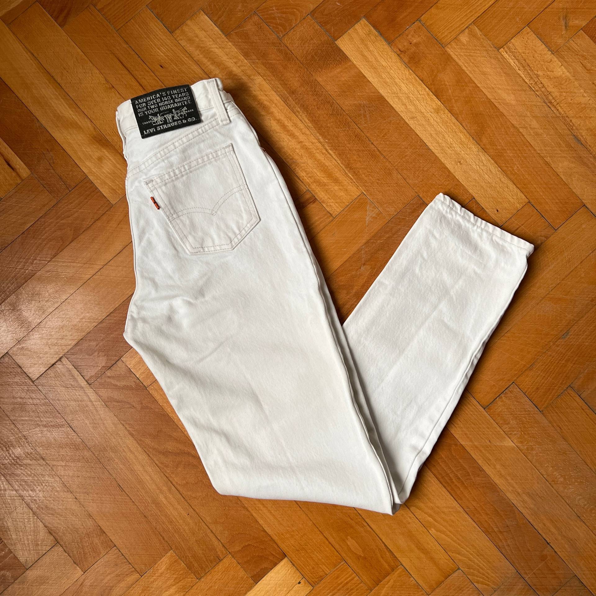 Vintage Levis 881 Hohe Taille Weiß Damen Jeans W26 L30 von discovintageshop