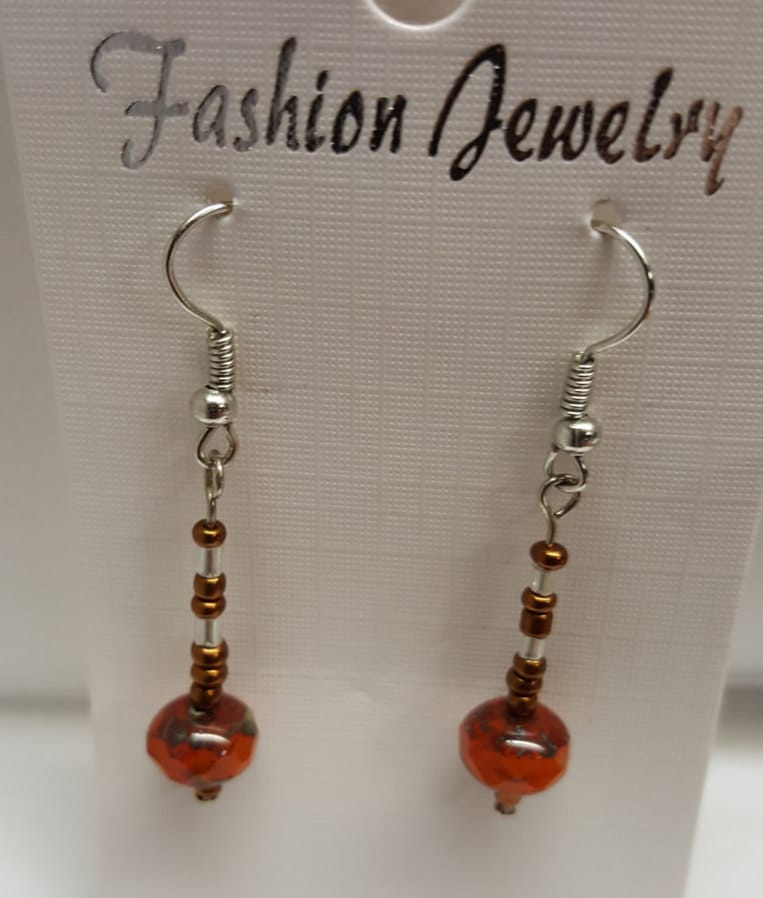 Kupfer Perlen Dangle Ohrring von discursive