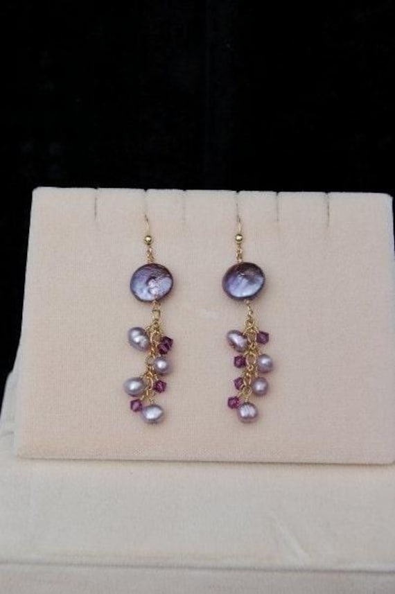 Wunderschöne Süsswasserperlen & Münzperlen Ohrringe Kombiniert Mit Slovaski Kristallen Und 14Kgf von divinepearls