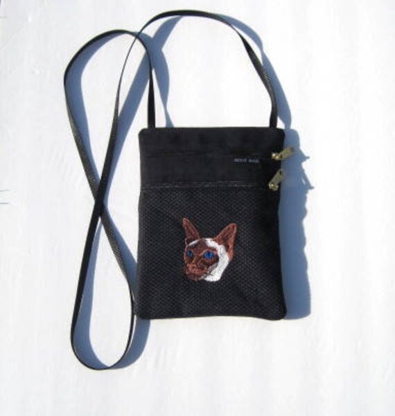 Siamkatze Kreuz Körper Flache Geldbörse Auf Schwarz von dixiebags