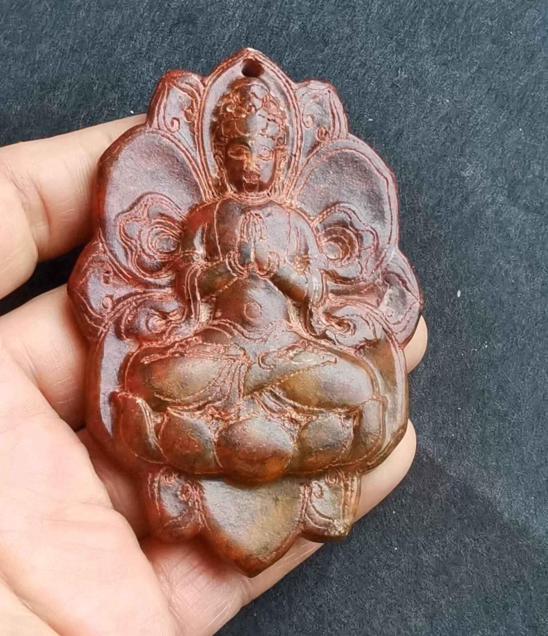 Bodhisattva Blume Schnitzen Charme Braune Jade Jaspis Stein Anhänger, Edelstein Perle, Gute Glück Amulett Für Die Herstellung Von Handgemachten Bodhisattva Blume Schnitzen Charme Braune Jade Jaspis Stein Anhänger, Edelstein Perle, Gute Glück Amulett Für Die Herstellung Von Handgemachten von diygem