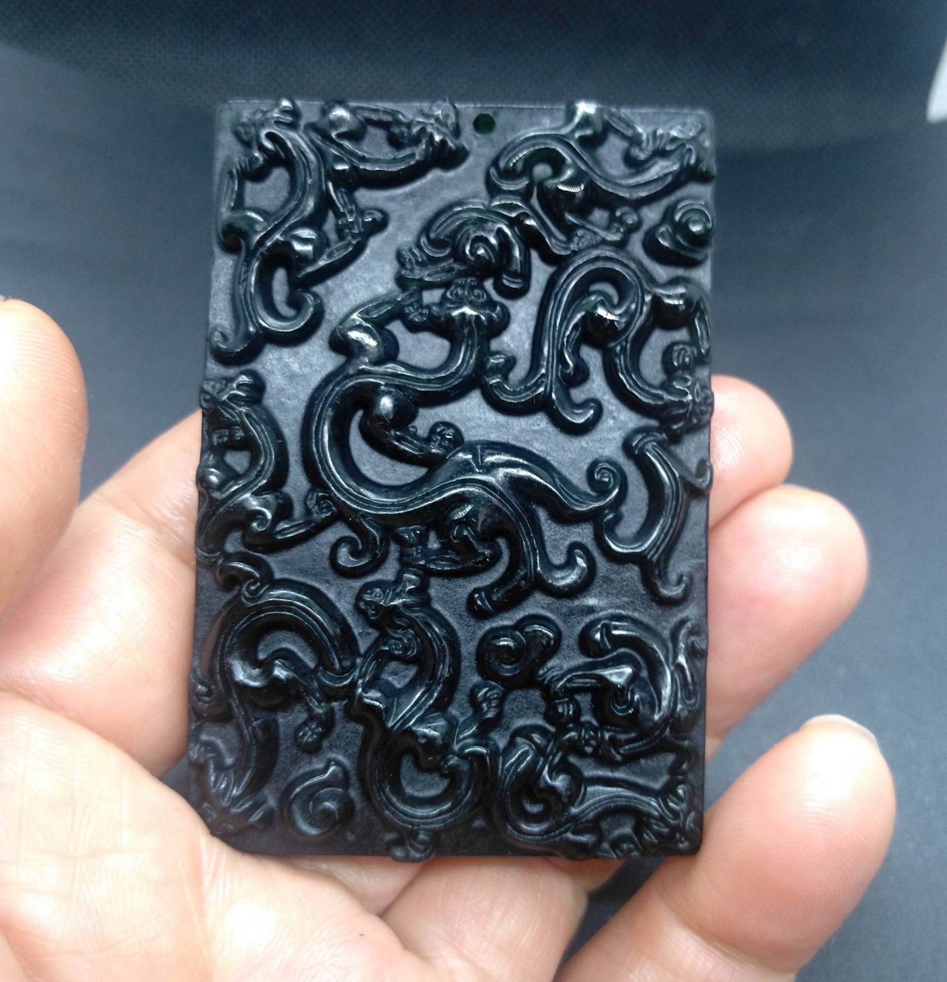 Drache Phoenix Schwarz Grün Jade Anhänger, Rechteck Geschnitzte Natürliche Stein Amulett Talisman Für Handgemachte Halskette Anhänger Jewerly Mb von diygem