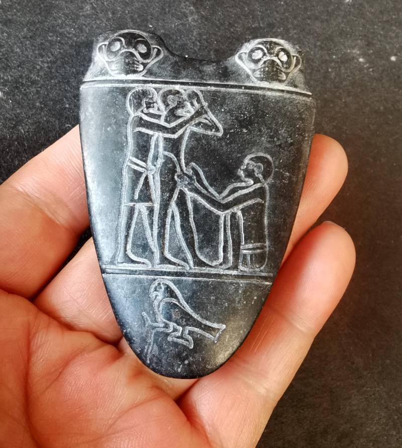 Dreieck Gott Vogel Schnitzen Schwarz Jade Stein Anhänger, Amulett Für Machen Hand Edelstein-Halskette Z.b von diygem