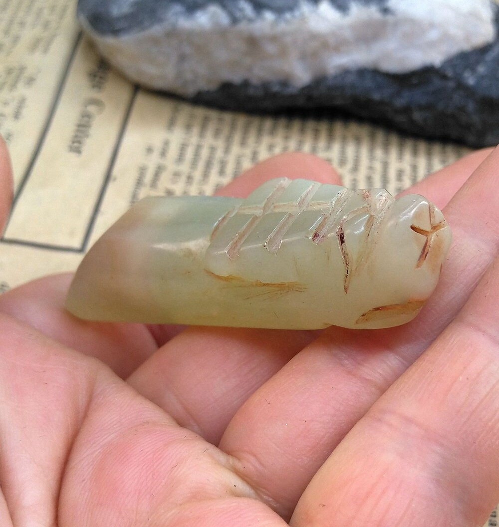 Geschnitzte Drachen Jade Anhänger Natürliche Grüne Stein Amulett von diygem