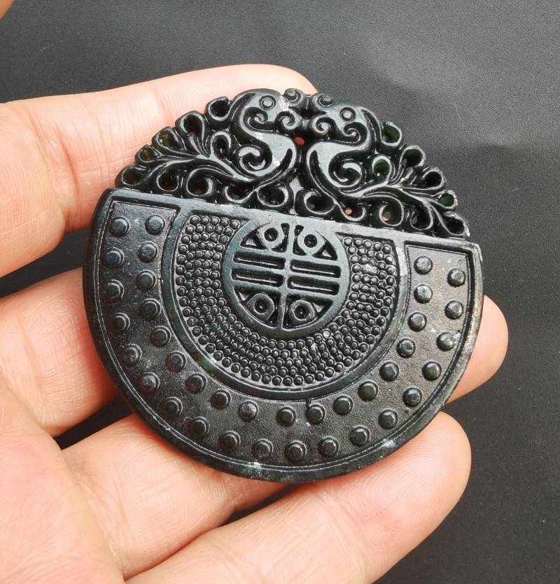 Geschnitzte Grüne Jade Drachen Anhänger Amulett Talisman Halskette Schmuck von diygem