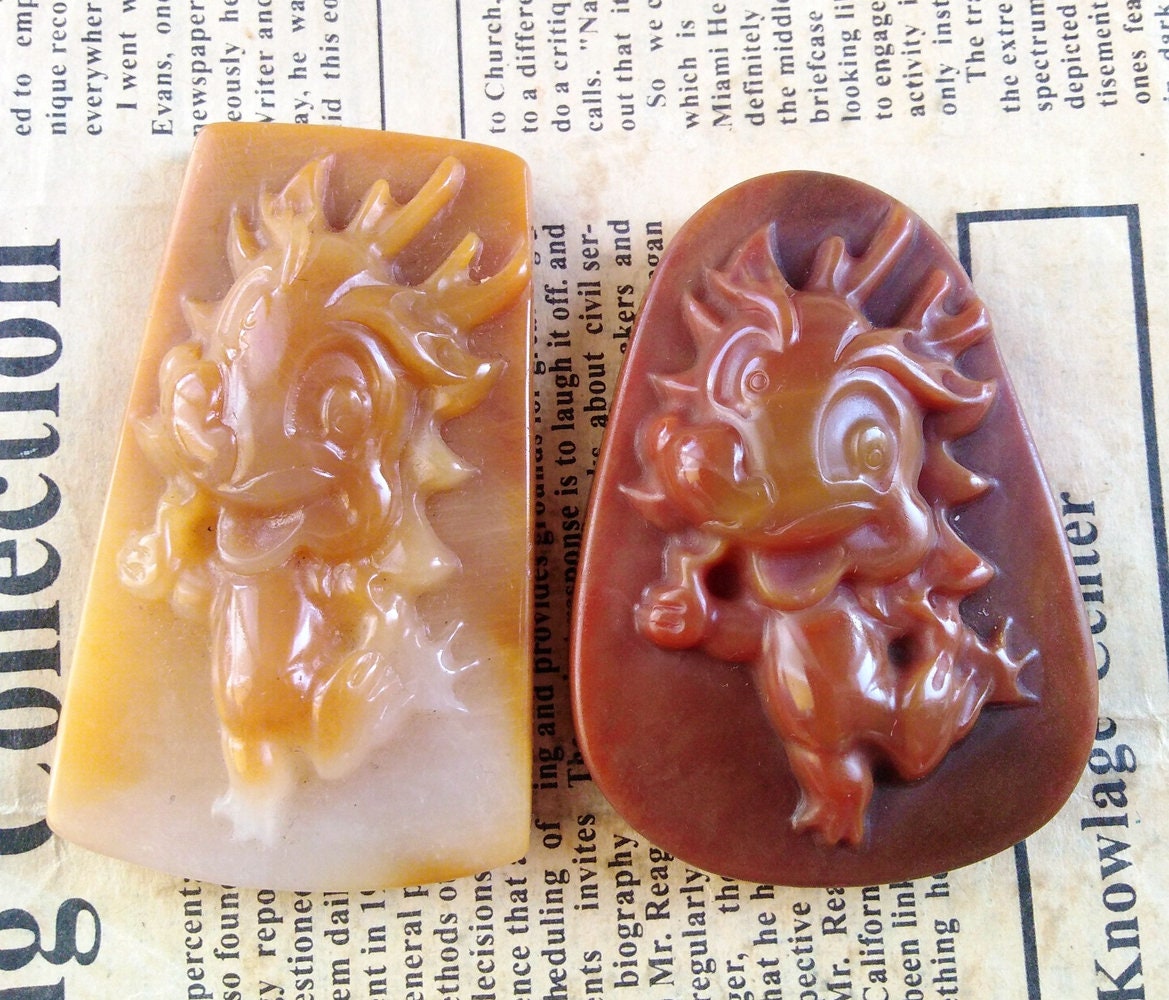 Geschnitzter Jade Drache Anhänger Sternzeichen-Amulett von diygem