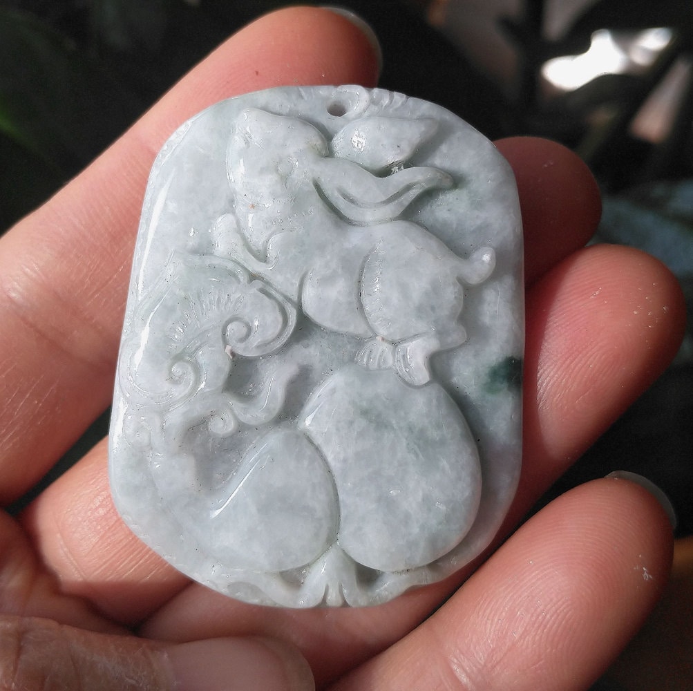 Geschnitzter Jadeit-Hase-Anhänger Amulett von diygem