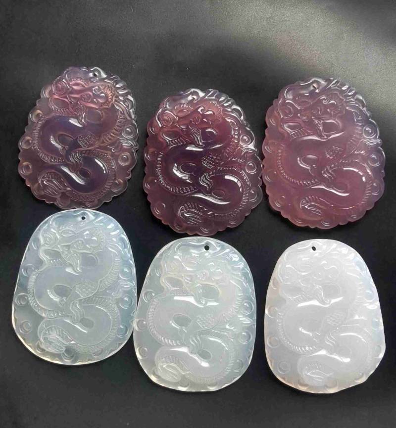 Geschnitzter Lavendel Chalcedon Drachen Anhänger Achat Edelstein Amulett von diygem
