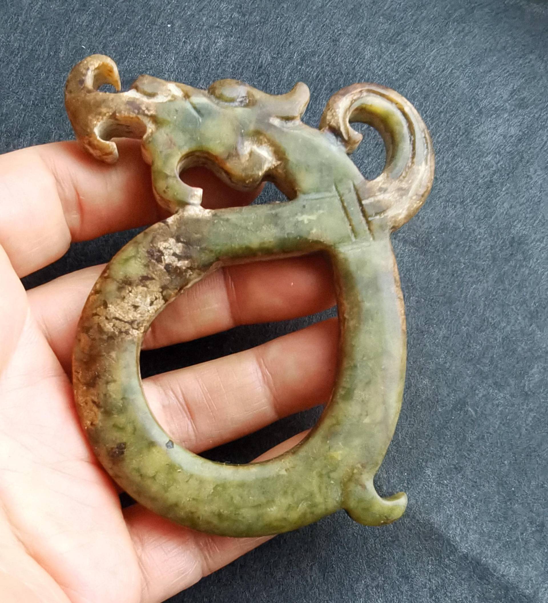 Große Drachen Schnitzen Natürliche Grüne Jade Jaspis Stein Anhänger, Edelstein Perle, Gute Glück Amulett Für Die Herstellung Charme Große Drachen Schnitzen Natürliche Grüne Jade Jaspis Stein Anhänger, Edelstein Perle, Gute Glück Amulett Für Die Herstellung Charme von diygem