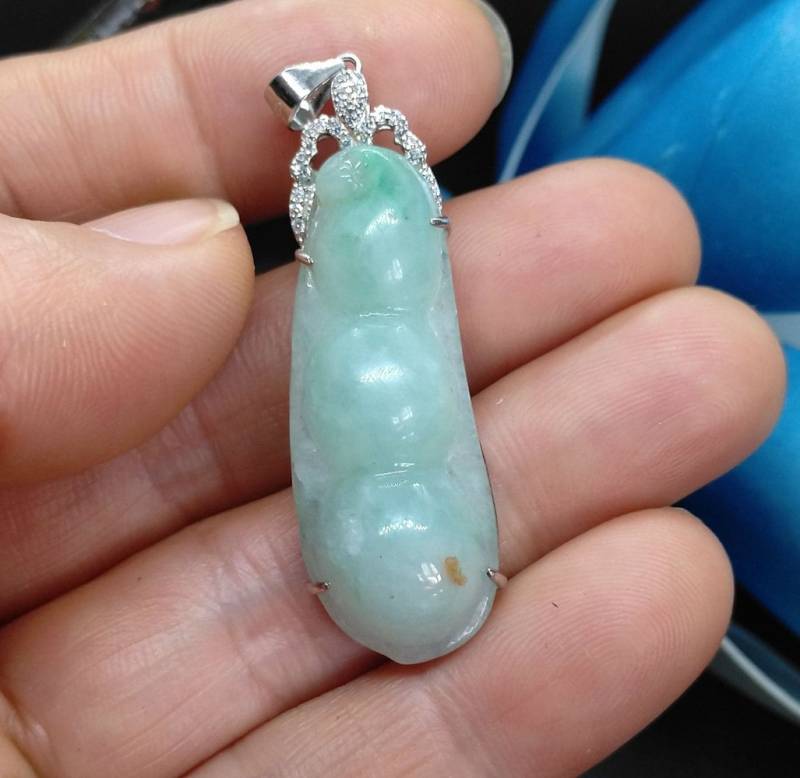 Grüner Jadeit Jade "Green Beans" Anhänger Sterling Silber Amulett." von diygem