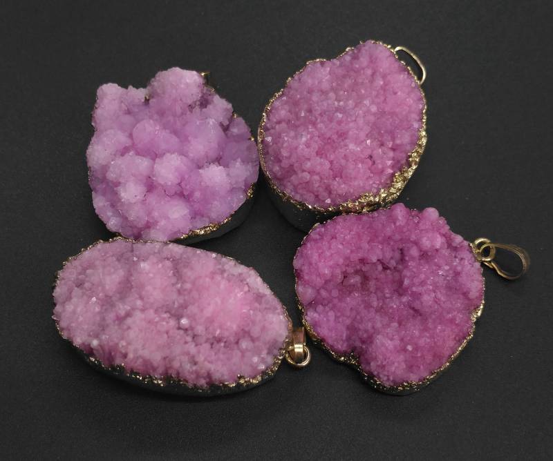 Pfirsich Druzy Anhänger Gold Galvanisierter Geode Stecker von diygem