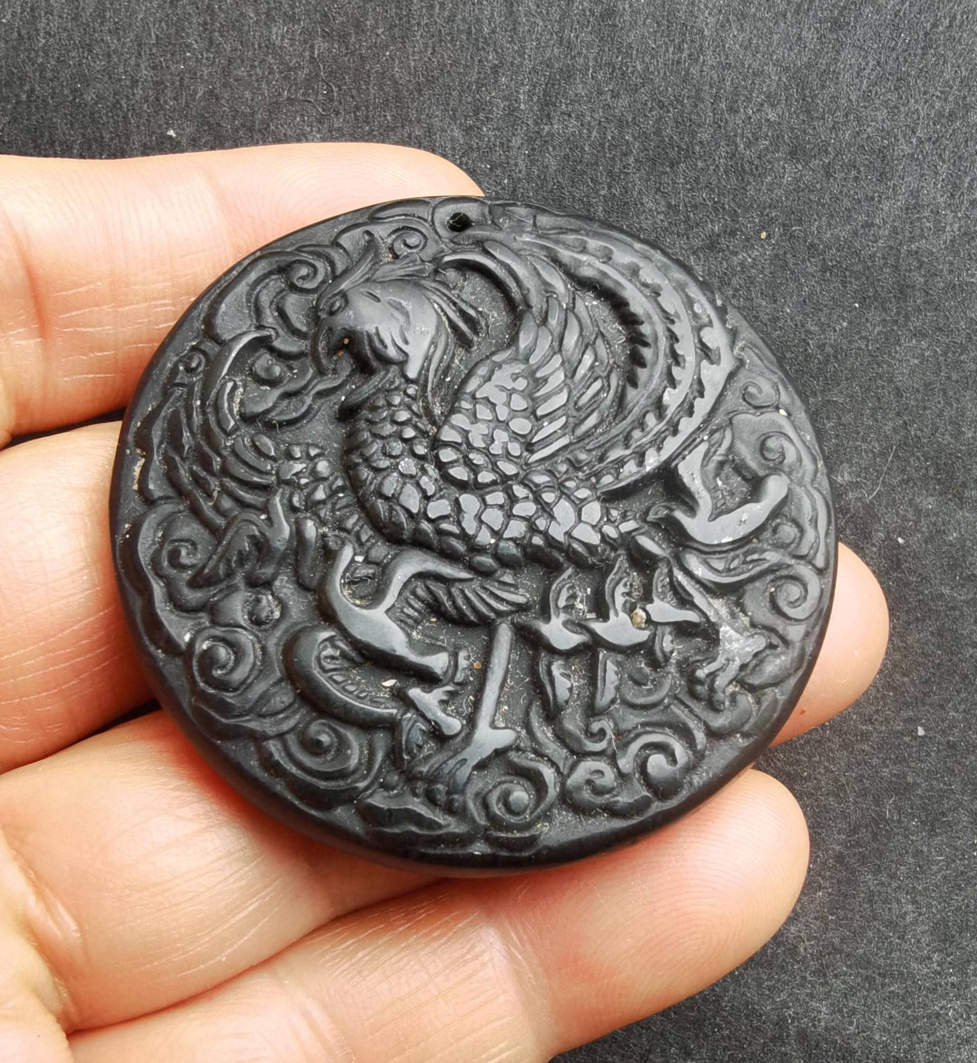 Phoenix Vogel Schnitzen Natürliche Schwarz Grüne Jade Stein Edelstein Perle Anhänger, Charme Amulett Talisman Für Die Herstellung Handgemachter Phoenix Vogel Schnitzen Natürliche Schwarz Grüne Jade Stein Edelstein Perle Anhänger, Charme Amulett Talisman Für Die Herstellung Handgemachter von diygem