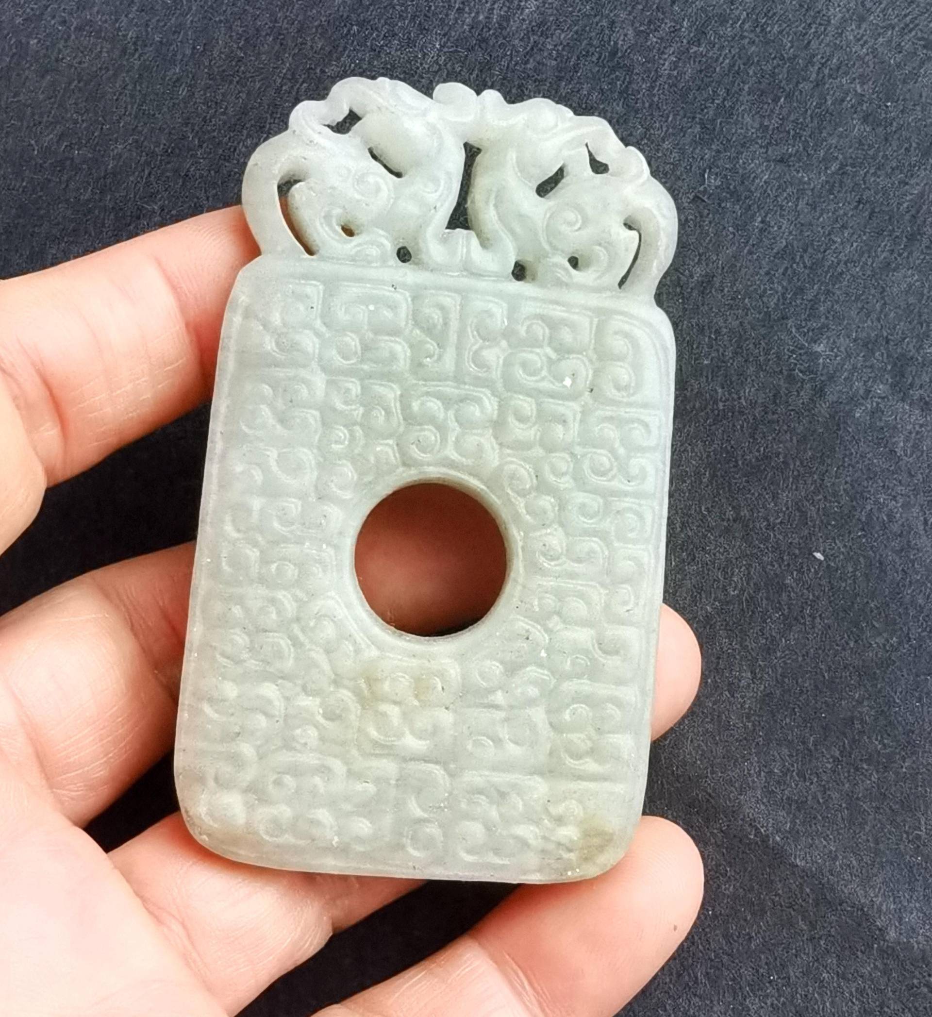 Rechteck Drachen Donut Schnitzen Natürlichen Grünen Jade Jaspis Stein Anhänger, Edelstein Perle, Gute Glück Amulett Für Die Herstellung Von Rechteck Drachen Donut Schnitzen Natürlichen Grünen Jade Jaspis Stein Anhänger, Edelstein Perle, Gute Glück Amulett Für Die Herstellung Von von diygem