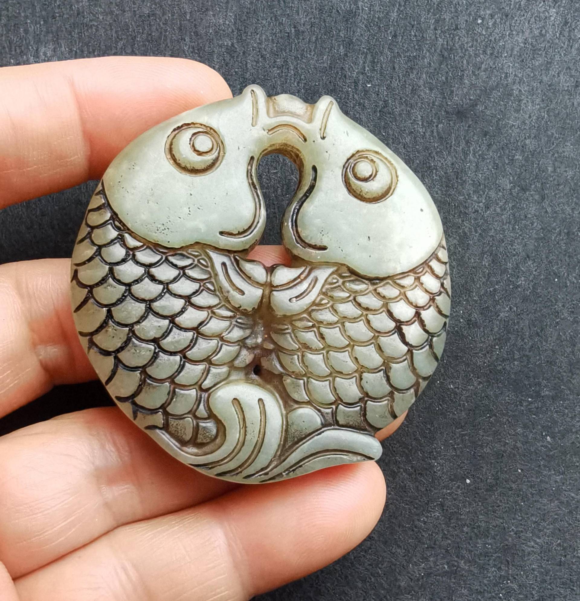 Zwei Fischkreis, Der Natürlichen Grünen Jadestein-Anhänger, Doppelseitige Jade, Glücksbringendes Amulett Für Die Herstellung Handgemachten Zwei Fischkreis, Der Natürlichen Grünen Jadestein-Anhänger, Doppelseitige Jade, Glücksbringendes Amulett Für Die Herstellung Handgemachten von diygem