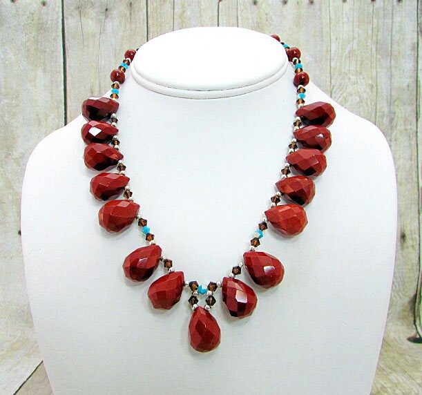 Roter Jaspis Tropfen & Kristall Kette von dkelleysdesigns