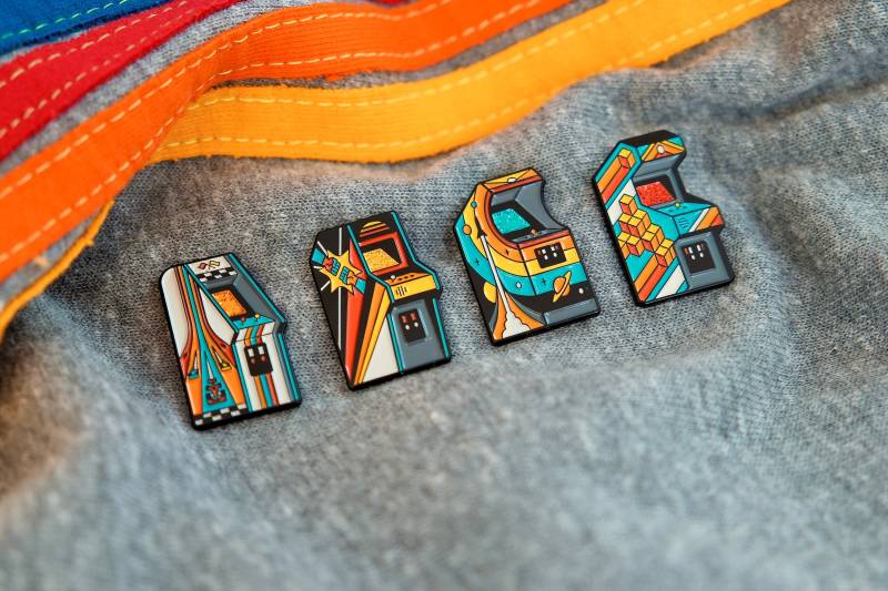 Arcade Game Machine Pin Pack | Race, Fight, Fly & Build von dkngstudios
