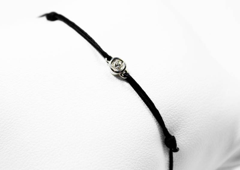 Diamantarmband Aus Weißgold Diamantarmband Aus Weißgold von dmPERALDI