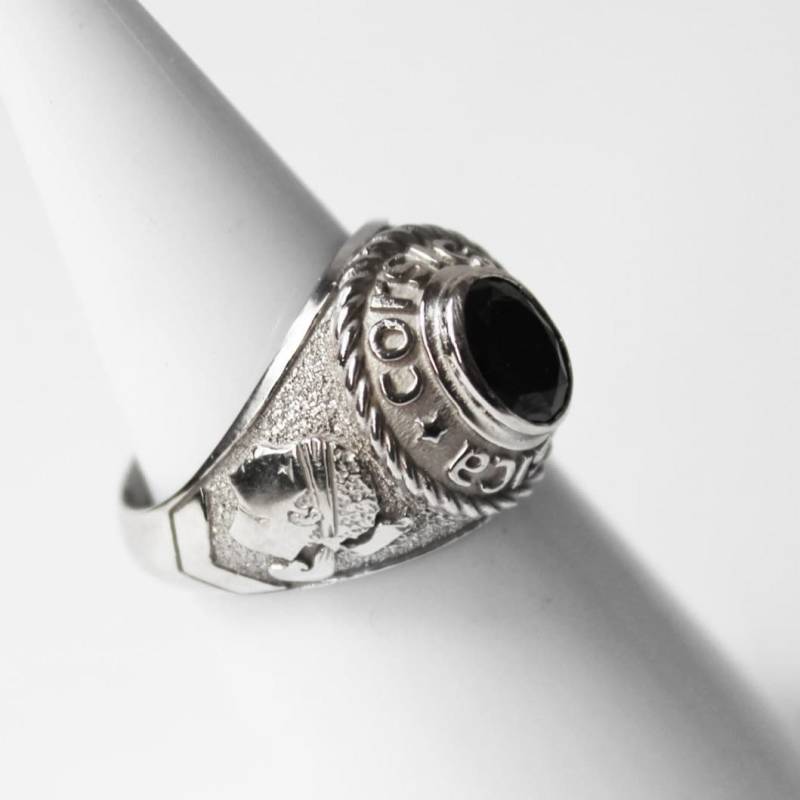 Ritter „Corsica" Silber 925 Rhodiniert Mit Schwarzem Zirkonium Ritter „Corsica" Silber 925 Rhodiniert Mit Schwarzem Zirkonium von dmPERALDI