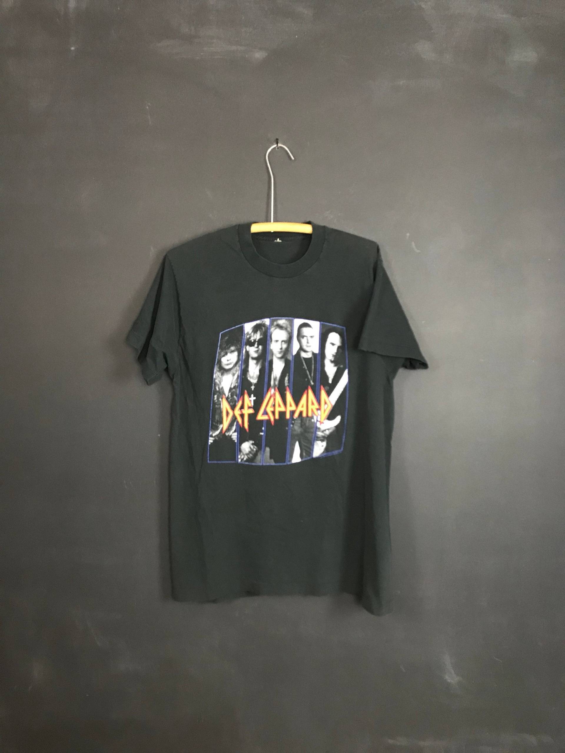 Vintage Def Leppard Band T-Shirt Adrenalize Tour 1992 Konzert Shirt von dmgdgoodsclothing