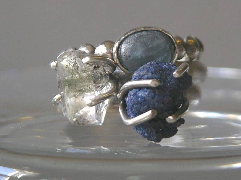 Habe The Blues Stacking Rings Set von dolldisasterdesign