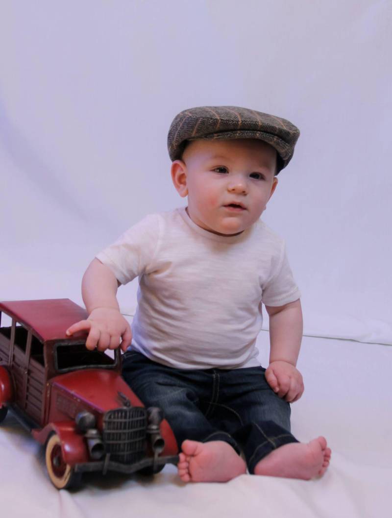 Hut, Wolle Fischgrät Tweed Kleinkind Zeitungsjunge von dolldressedup