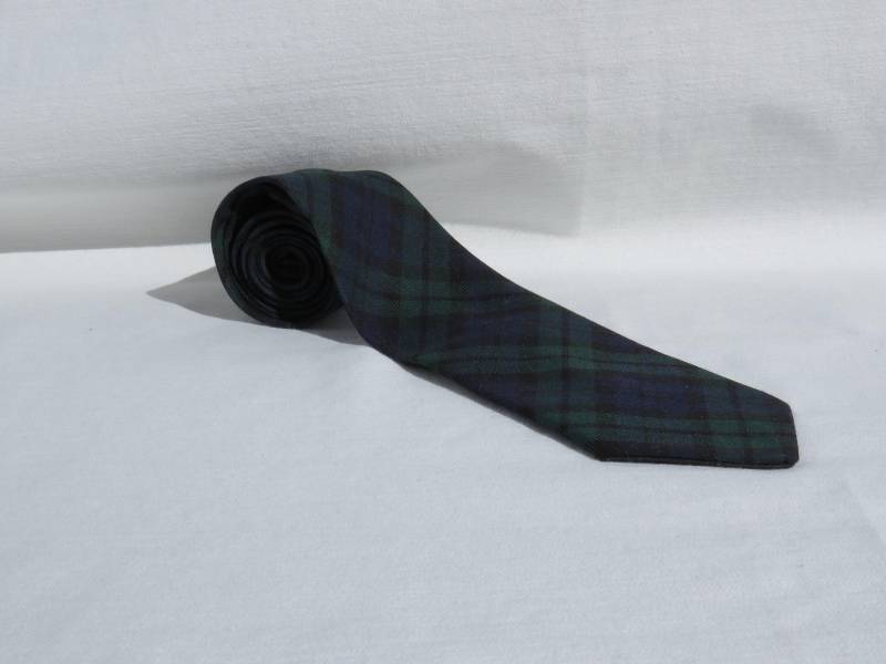 Krawatte, Schwarze Uhr Tartan Krawatte Für Der Vater Des Bräutigams von dolldressedup