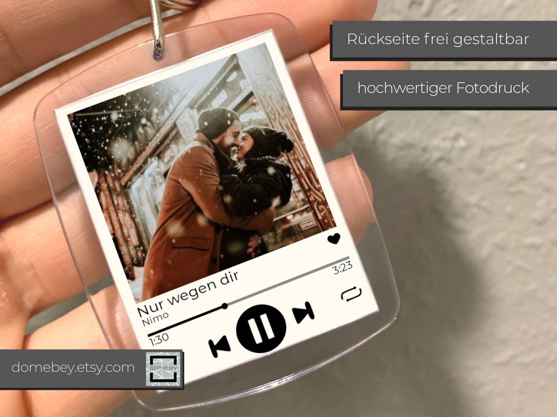 Schlüsselanhänger Im Musikplayer Design, Beidseitig Personalisiert Schlüsselanhänger Im Musikplayer Design, Beidseitig Personalisiert von domebey