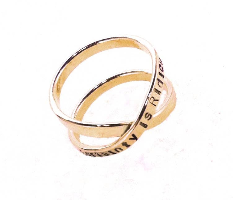 Ausverkauft. Erhalten Sie Eine E-Mail-Benachrichtigung, Wenn Es Wieder Verfügbar Ist. Achterbahn-Ring Aus 14-Karätigem Roségold Mit Botschaft von donnaOdesigns