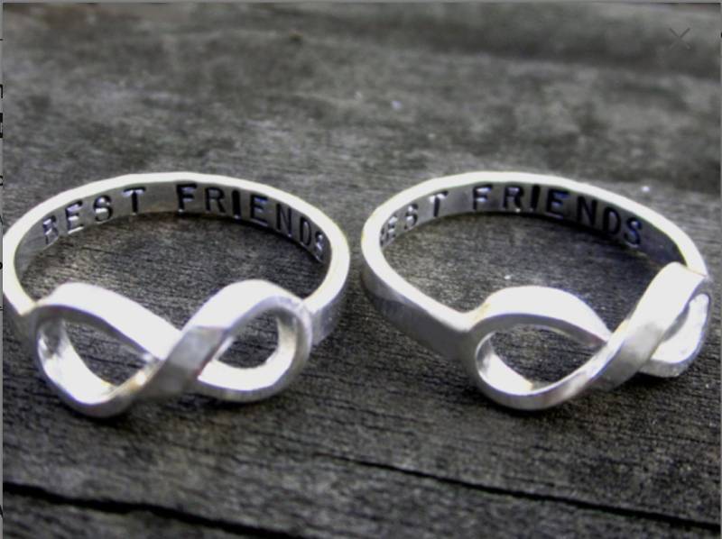 Ausverkauft. Erhalten Sie Eine E-Mail-Benachrichtigung, Wenn Es Wieder Verfügbar Ist. Verkauf Beste Freunde Unendlichkeitsringe von donnaOdesigns