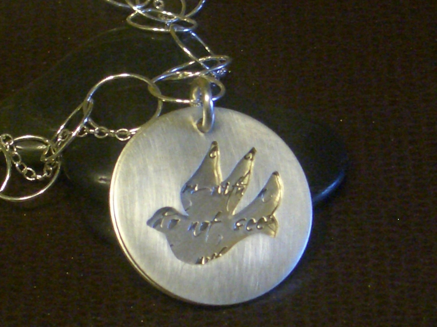 Friedens Taube Layered Anhänger Von Donnaodesigns von donnaOdesigns