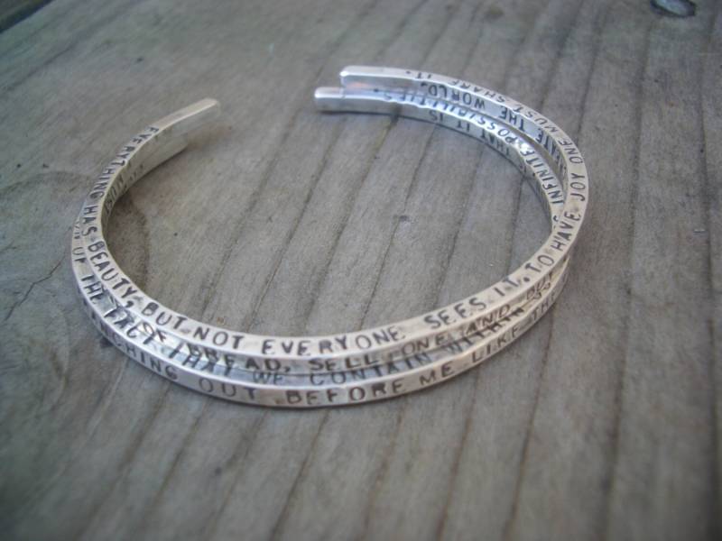 Personalisierte Nachricht 4-Seitige Manschette Für Marieaunio von donnaOdesigns