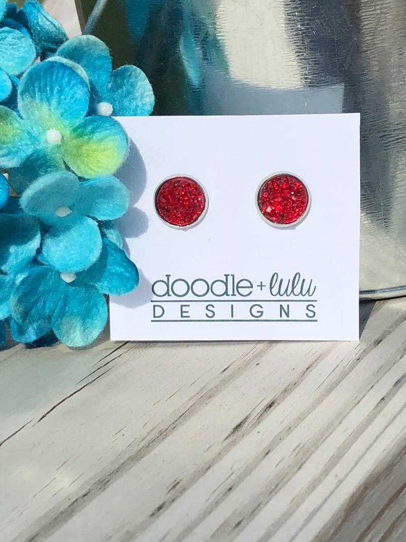 Candy Apple Rot Druzy Ohrstecker von doodleandluludesigns