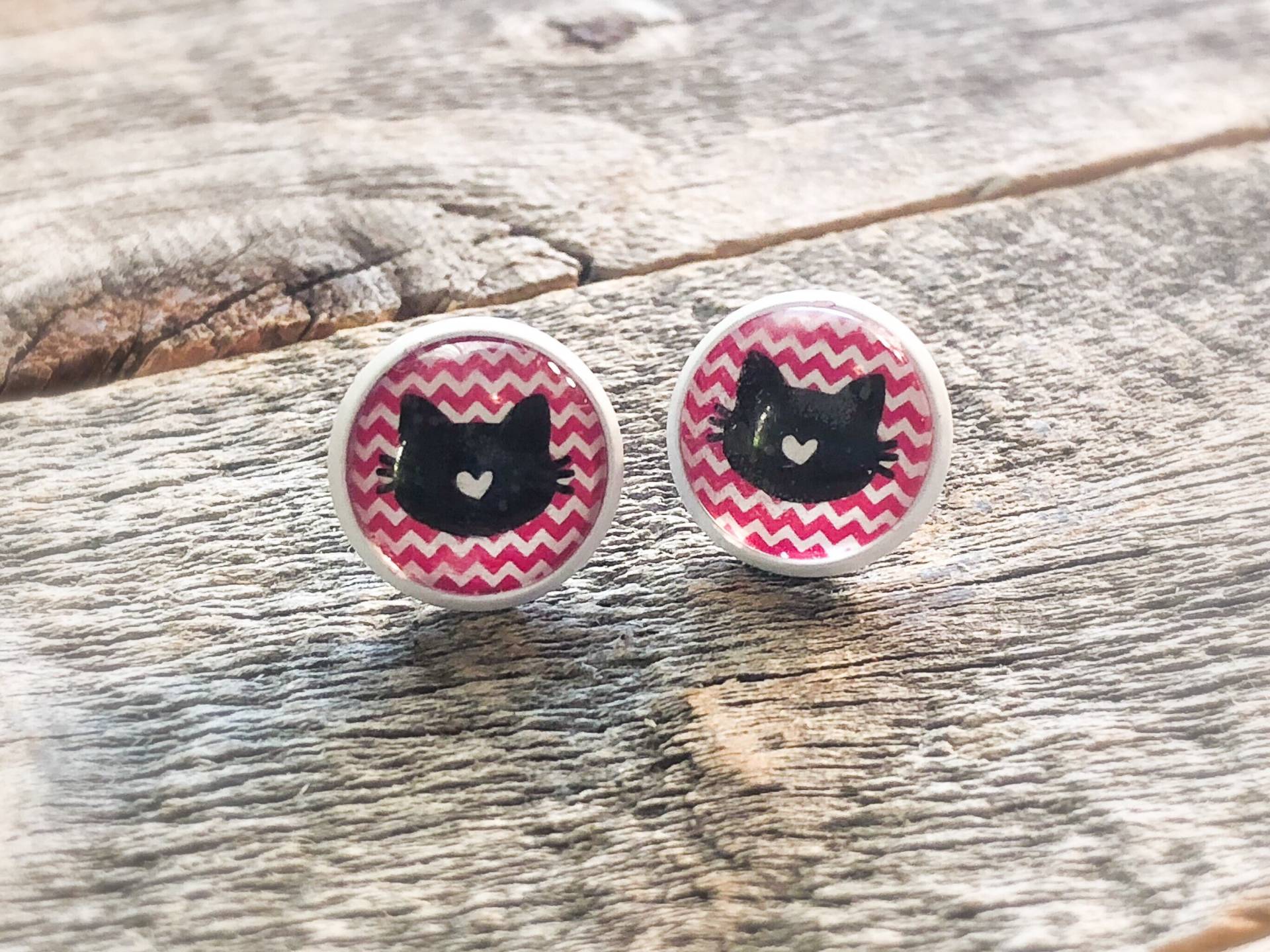 Kitty Love 12mm Ohrstecker von doodleandluludesigns