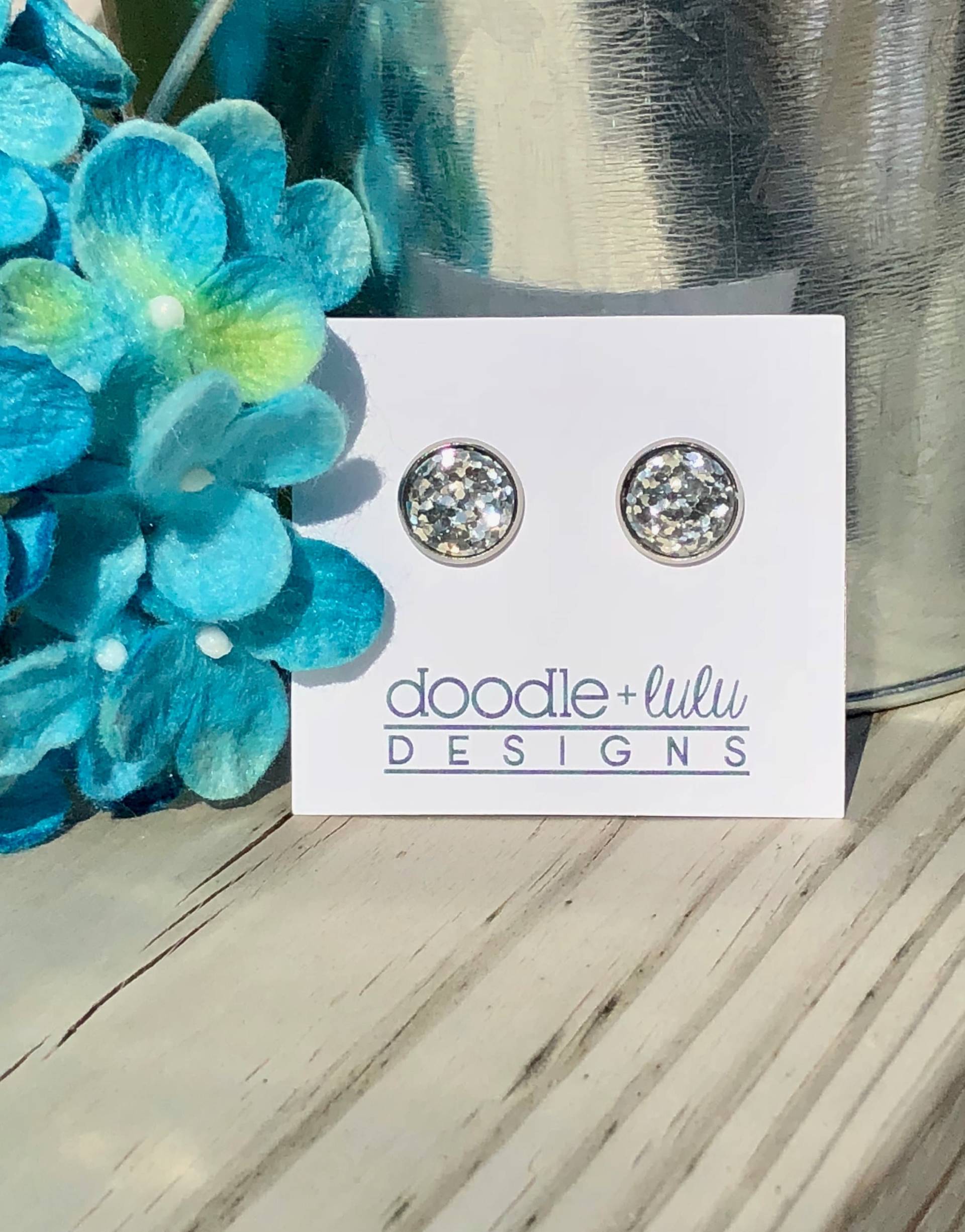 Silber Glitzer Ohrstecker von doodleandluludesigns