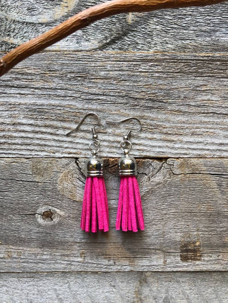 Silberne Quasten Ohrringe von doodleandluludesigns